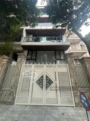 chính chủ bán nhà 6.5 tầng thang máy mặt phố hồ tùng mậu, mai dịch, cầu giấy.