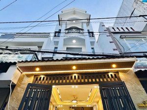 siêu hiếm chỉ 2 tỷ 050! nhà 1 trệt 2 lầu + sân thượng. trung tâm gò vấp, gần công viên gia định