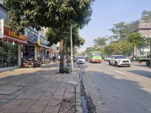 bán đất mặt phố cổ linh, thạch bàn, 50m2, mt 5m, giá 27 tỷ, lô góc vỉa hè 8m, kinh doanh đắc địa