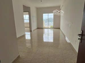 bán căn góc hiếm sổ hồng sẵn, 2pn 2wc, view biển và view ngoài thành phố, chỉ 3/1 tỷ