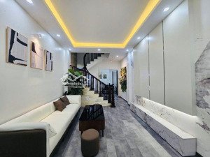 bán nhà nguyễn khang - lô góc - dân xây chắc chắn - 38mx5tầng kiên cố - vuông vức nở hậu