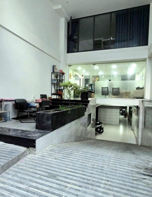 cực ngon chdv khu phan xích long , phú nhuận - 128m2 -6 tầng -thang máy -12pn - 22,8 tỷ tl