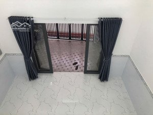 nhà đẹp mặt tiền-dt:62m2- 2tầng-nở hậu- đường ôtô tránh nhau-gần bv lê văn thịnh, q.2-chỉ 6,8 tỷ