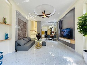 bán nhà ngay lê lai, gò vấp - khu an ninh, yên tĩnh. giá: 3 tỷ 110 / 48m2, hẻm 4.5m thông