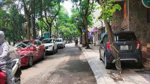 bán nhà phố trịnh công sơn, nhà mới, ngõ thông thoáng, gần hồ, 40m2, 12,5 tỷ
