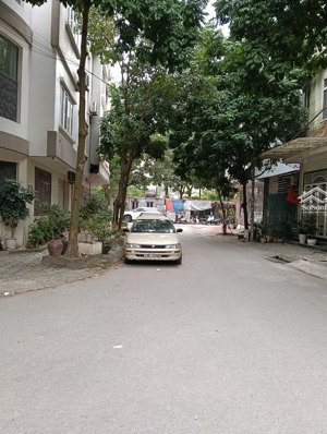 chính chủ bán đấu giá mậu lương 60m2 xây 7 tầng cực hiếm 12,8 tỷ