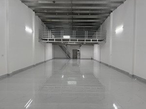 nhà cấp 4 mới tinh, sẵn kinh doanh dốc chợ cẩm viên đi ngũ kiên vĩnh tường.