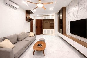 bán gấp!chung cư gần hồ láng 52m căn góc ở ngay-đống đa