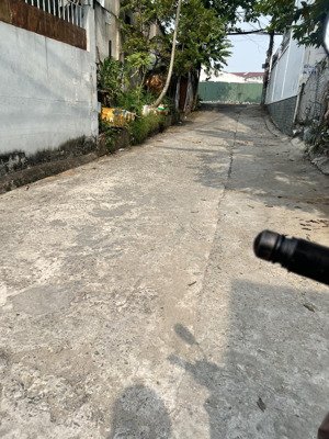 bán đất 100m2 đường trương văn hải, quận 9 - hẻm xe hơi, sát trường học, sổ riêng.