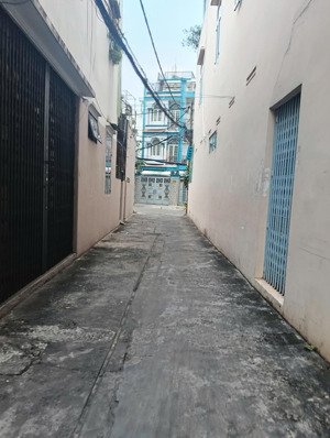 bán nhà hẻm đường vườn lài 4,5*15,5 giá 6,5 tỷ , tân phú
