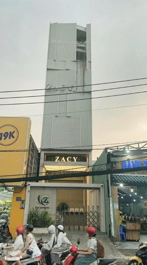 giảm 8 tỷ cần bán gấp tòa nhà mt ung văn khiêm, bình thạnh - dt 5,5 x 30m - hđ thuê : 200triệu/th