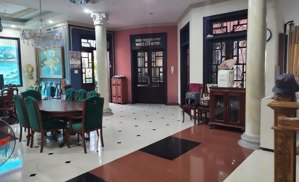 bán biệt thự mt lưu quang thuận, dt lớn 645m hiếm có, cách trục hồ xuân hương 30m, ngay biển mỹ khê