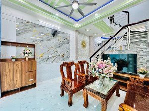 bán căn nhà đẹp 54m2 ngay đường nguyễn oanh, gò vấp. giá 3 tỷ 350. có sổ riêng chính chủ, hẻm oto