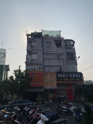 cho thuê nhà 3 mặt tiền chợ dĩ an