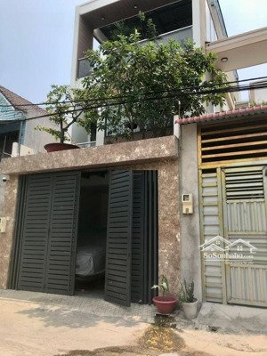 xuất cảnh bán gấp nhà tân hiệp 4 hóc môn - 84m2 - 3 tầng - 6.3 tỷ