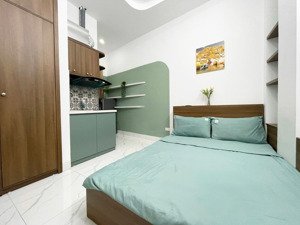 bán căn hộ ccmini, mỹ đình , 70m , 8tầng , 21 phòng , dòng tiền 130tr/th ,ô tô đỗ 20m