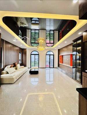 bán nhà xuân la -tây hồ - ô tô - kinh doanh- thang máy - ngõ thông - 70m x 6 tầng giá chỉ 19 tỷ hơn