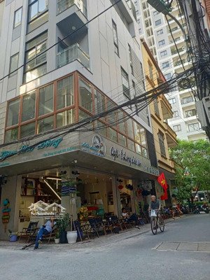 bán nhà, phân lô 106 hoàng quốc việt, cầu giấy 26 tỷ, 72m2, 24 chỗ, thang máy, mới tinh.