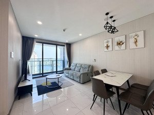 cho thuê sunwah pearl 2pn+ (101m) full nt đẹp y hình. giá 40tr/tháng