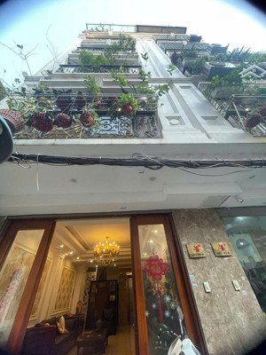 gia đình bán nhà phố hòa nam, đống đa, khu phân lô, 2 mặt thoáng, 48.7m 5 tầng, ngõ oto, 18,8 tỷ