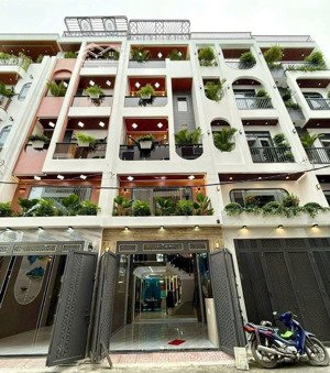 chủ gửi bán 3 căn nhà phố sẹc ngắn đường thạnh xuân 25, p.thới an mới q12
- dt: ngang 4m, dài 15