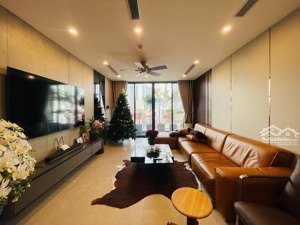 8 tầng - thang máy - vừa ở vừa kinh doanh - an ninh tốt - lõi ba đình