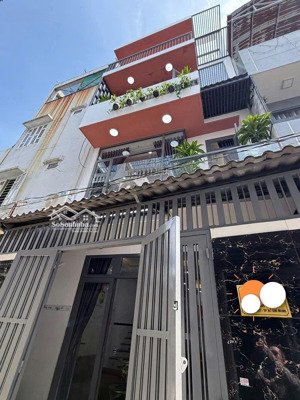 cần vốn bán nhanh căn nhà trần quốc toản - quận 3. giá 4tỷ940/67,6m2 thuê 23tr. gần chợ tân định