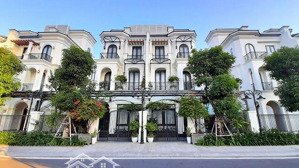 bán biệt thự song lập phân khu khép kín ngọc trai vinhomes gia lâm