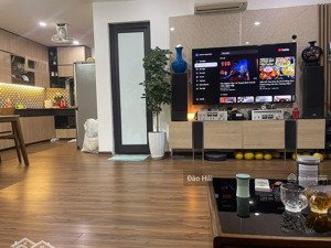 bán căn hộ b1 hud2 (100m sang hh1) linh đàm, 101m2, 3 ngủ, 2vs, giá 8.59 tỷ, có slot oto, full đồ