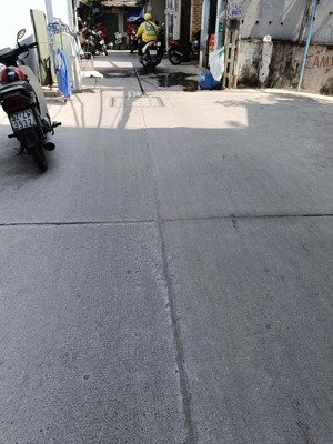 bán nhà 2 tầng hxh huỳnh tấn phát, quận 7 chỉ nhỉnh 7 tỷ, 100m2, 8pn, 8wc, giá tốt thu 300 tr/năm