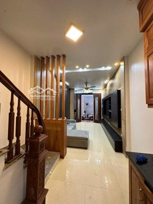 phát hiện bán nhà phố ngọc lâm, 35m x 5 tầng, nhỉnh 8 tỷ