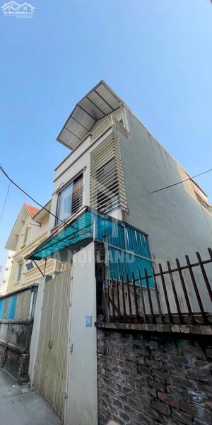 BÁN NHÀ DÂN XÂY PHƯƠNG CANH – NTL. 50m² | Mặt tiền 4,2m | Nở hậu | Ngõ thông – 20m ra ôtô.