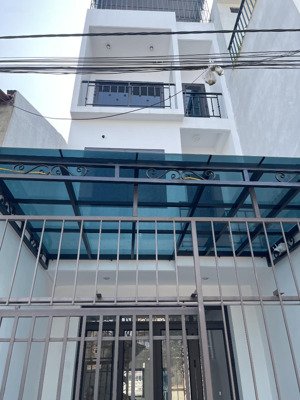 49.5m2 nhà sân cổng riêng - phụng châu, chương mỹ - sát đại học thể dục thể thao