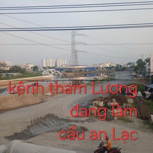 8 tỷ 100 thương lượng, nhà mới 5 tầng, đường 10 mét ,diện tích : 4 x 16