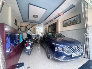 nhà 3 tầng chủ bán/ xe hơi ngủ nhà-gần mt trần xuân soạn- ngay kiều đàm- him lam- lottlemart- 60 m2