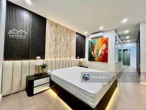 bán gấp tập thể tầng 1 nguyễn trãi- 70m- 2 ngủ 2 wc - thoáng sáng- oto- full đồ ở ngay