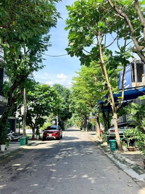 bán dãy trọ 4 phòng đường 5m5 trần quý khoách thu nhập 8tr/tháng, cách biển 800m