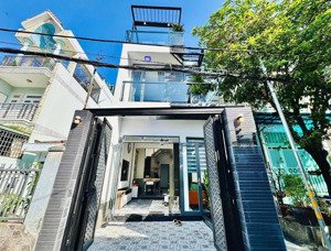 nhà mới cần bán nhanh về quê ở pasteur p.6 q3. giá:4,1 tỷ, dt:65m², 1t2l. 3pn4wc, sổ hồng riêng