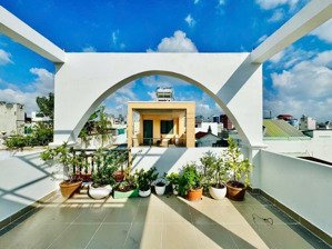 tôi cho thuê nhà 4lau mới,full nội thất,đường 26/3,bình tân,hẻm xe tải,ở ngay,12tr