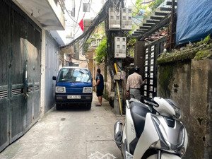 siêu phẩm dòng tiền thanh xuân - cực gần ô tô - hai thoáng trước sau - 8 phòng cho thuê - sân rộng