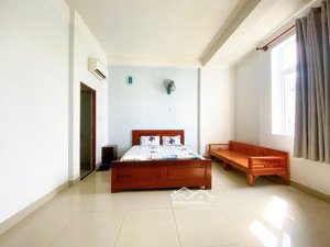 mặt tiền kinh doanh khách sạn - ngay lê văn việt - ổn định 130tr/tháng - 210m2(10x21) - chỉ 2x tỷ