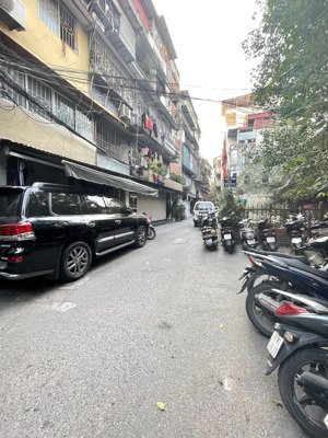 tập thể phố đoàn thị điểm- quốc tử giám-3pn-2wc