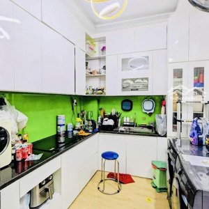 gấp bán căn nhà đẹp q10 ở ngay, chỉ 6.99 tỷ còn thương lượng