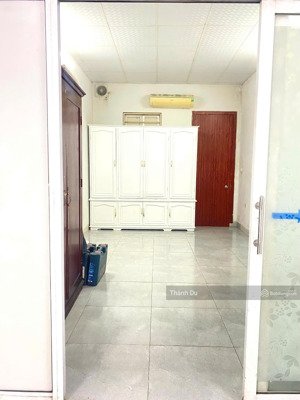 cho thuê nguyên căn nhà bồ đề, long biên , 70m2 giá 6 triệu / tháng