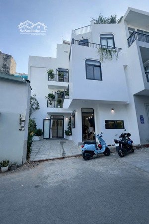 siêu phẩm nhà đẹp 100% - dọn vào ở ngay - ngang 7m - xe hơi ngủ trong nhà - 8.5 tỷ - lh: 