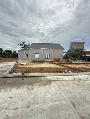 chính chủ cần bán dt 100m2 đất full đất thổ cư - mt 5,90m hậu bằng nhau 