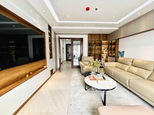 bán nhà phố trạm + đàm quang trung , dt 60m2 * m tiền 4.5m * xây 7 tầng thang máy gara oto 2 cái