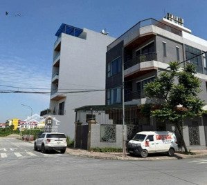 bán đất bát khối vỉa hè ô tô tránh ngõ thông, kinh doanh 110m, 7m mặt tiền, 15.5 tỷ.