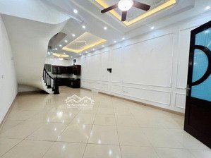 siêu phẩm phúc lợi - lô góc 2 mặt thoáng - diện tích khủng - dân xây chắc chắn