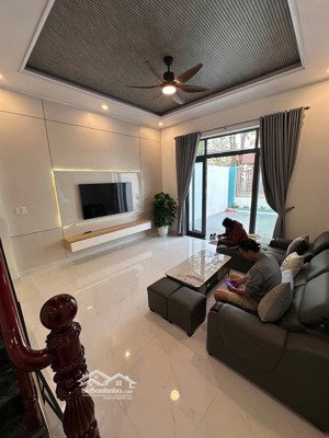 tôi chính chủ cần bán nhà 2 tầng mặt tiền nguyễn công hoan, hòa an, cẩm lệ